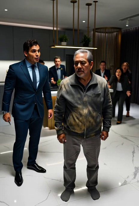 Entré vestido de albañil y mi gerente arruinó su vida en un minuto